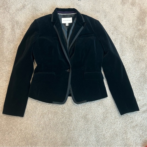 Banana Republic stretch black velvet blazer ribbon trim Sz 10 - Picture 4 of 11